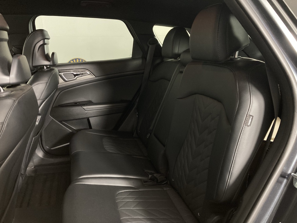 2024 Kia Sportage X-Line photo 3