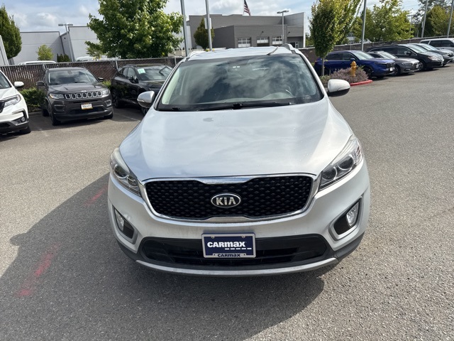 Used 2016 Kia Sorento EX with VIN 5XYPHDA59GG017117 for sale in Marysville, WA
