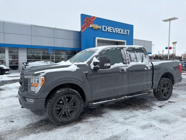 2021 Ford F-150 XLT's photo