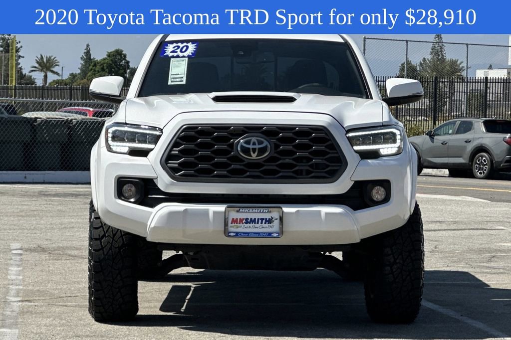 2020 Toyota Tacoma SR5 photo 9