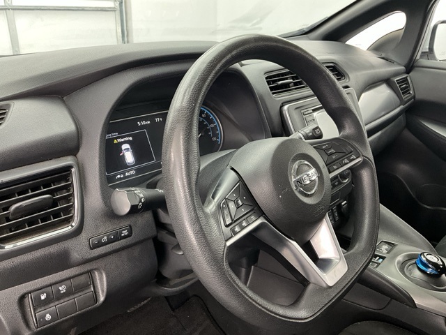 2019 Nissan Leaf S photo 9