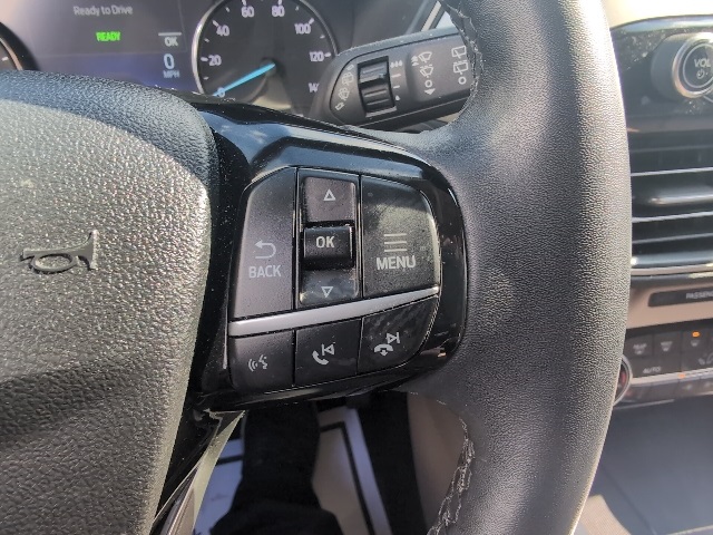 2022 Ford Escape Hybrid SEL photo 18