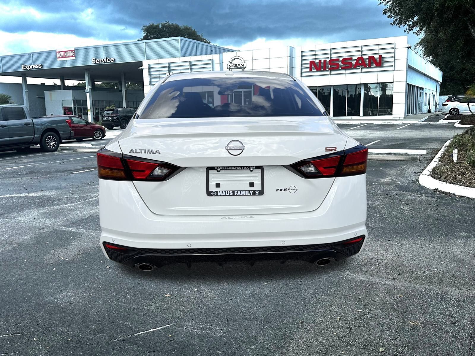 2025 Nissan Altima 2.5 SR photo 4