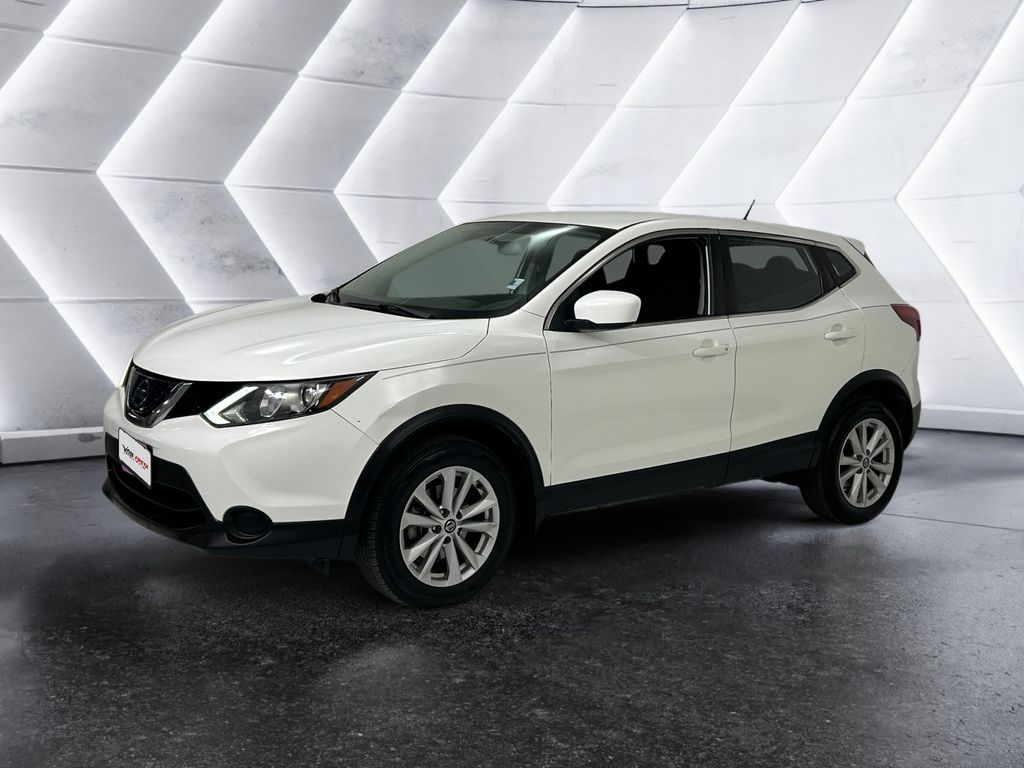 2019 Nissan Rogue Sport S photo 3