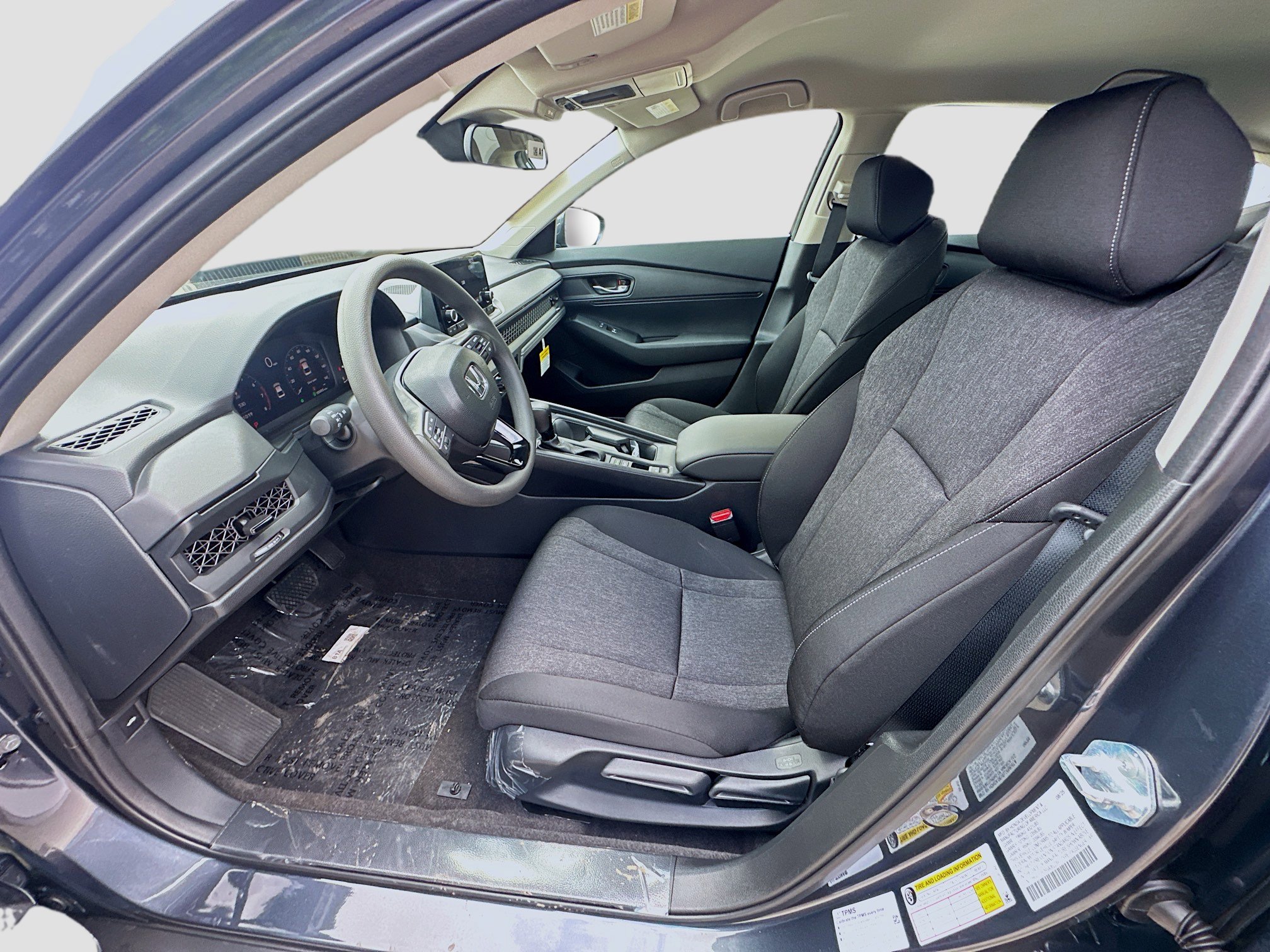 2025 Honda Accord LX photo 14