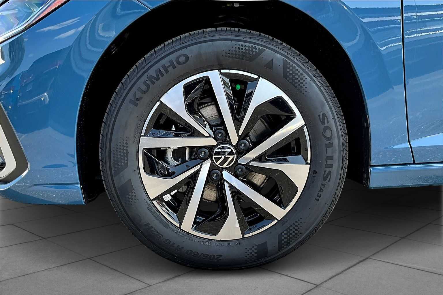 2025 Volkswagen Jetta 1.5T S photo 10