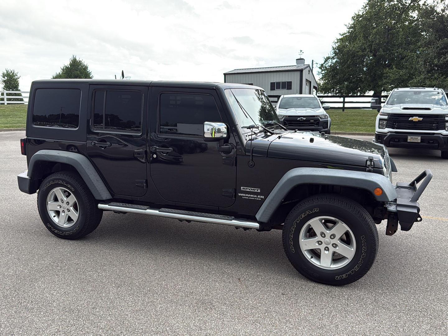 2016 Jeep Wrangler Unlimited Sport photo 4