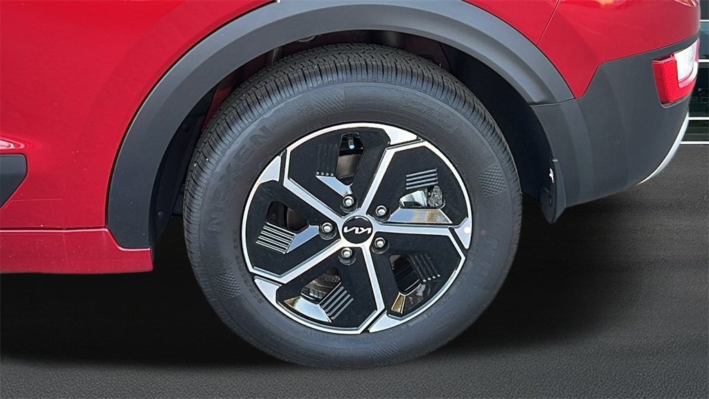 2025 Kia Niro EX photo 4