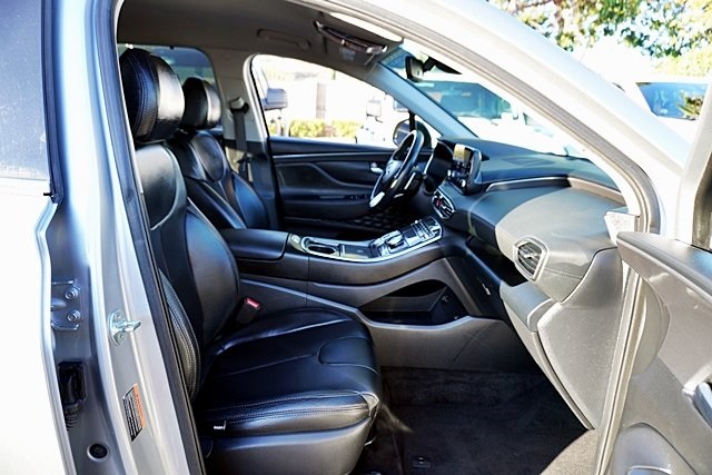 Used 2022 Silver Hyundai XRT image 9