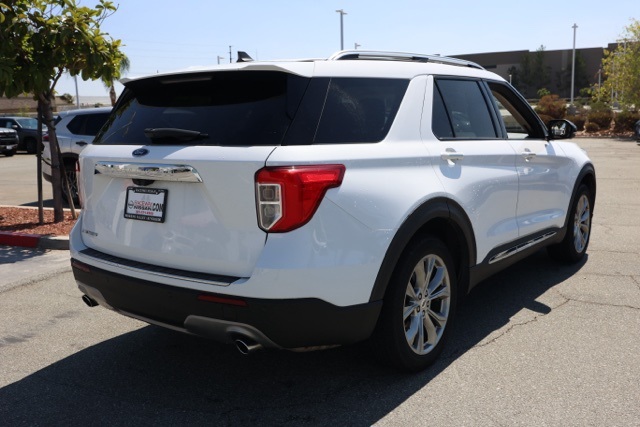 2022 Ford Explorer Limited photo 2