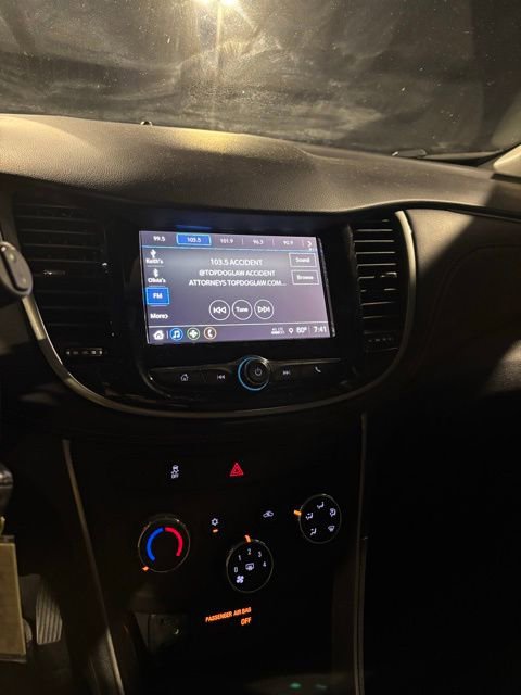 2018 Chevrolet Trax LS photo 13