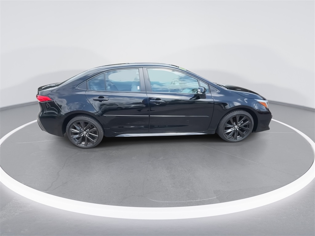 2023 Toyota Corolla SE photo 9