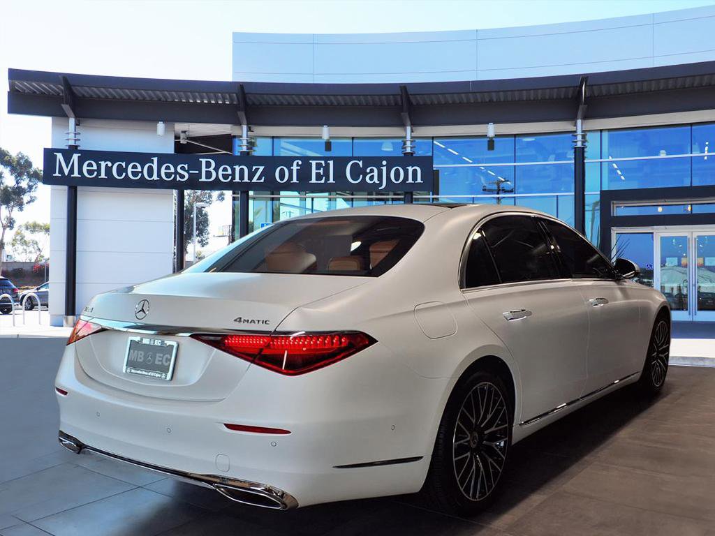 2026 Mercedes Benz S 500 4MATIC photo 3