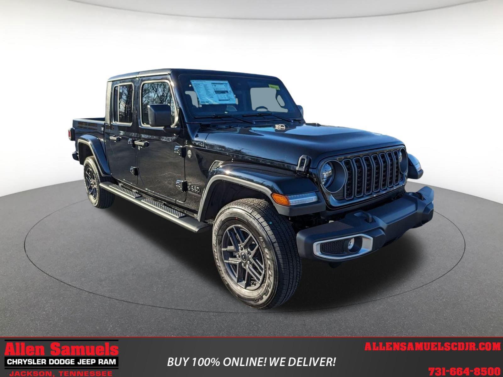 2025 Jeep Gladiator Sport S's photo