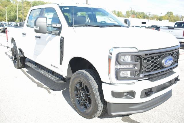 2026 Ford F-350 XL photo 4