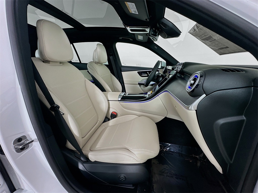 2026 Mercedes Benz GLC 300 4MATIC photo 26