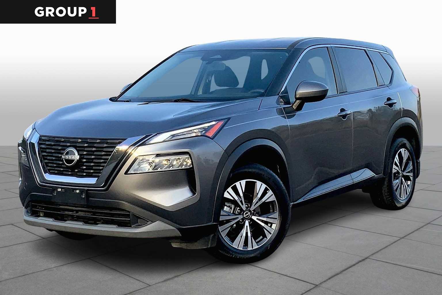 2023 Nissan Rogue SV's photo
