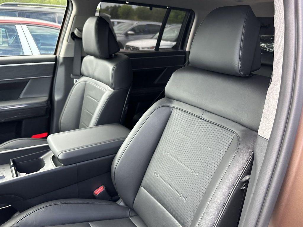 2024 Hyundai Santa Fe Limited photo 39