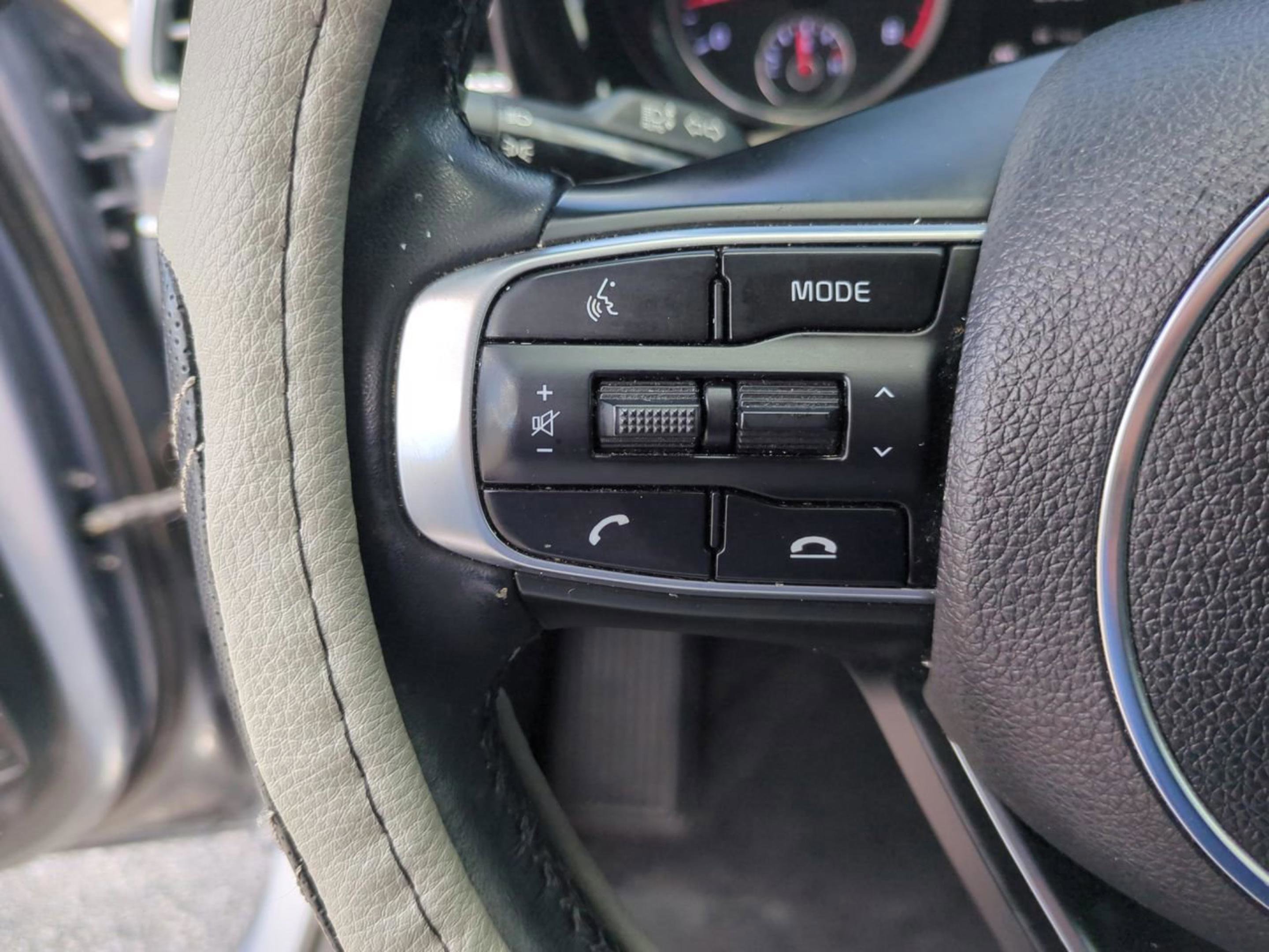2021 Kia K5 EX photo 25