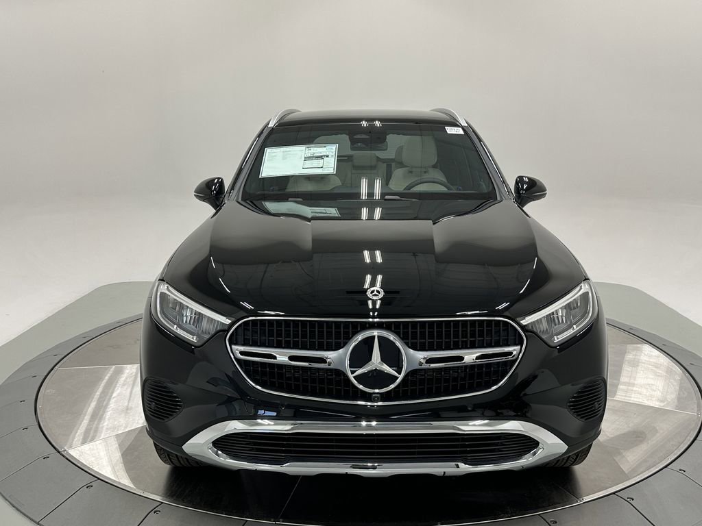 2026 Mercedes Benz GLC 300 4MATIC photo 2