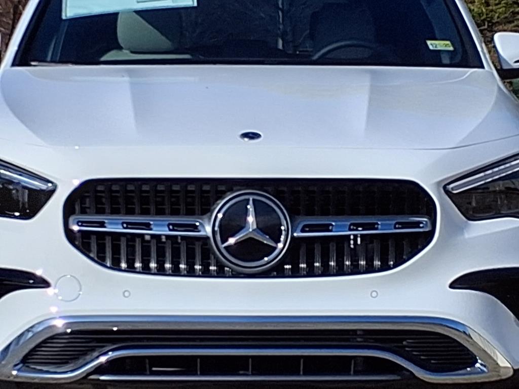 2025 Mercedes Benz GLA 250 photo 6