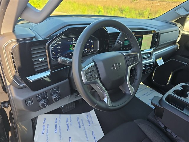 2025 Chevrolet Silverado RST photo 14