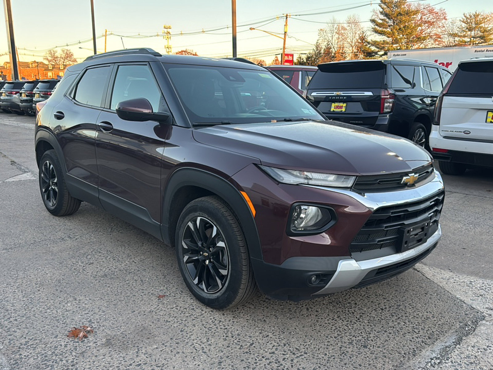 2022 Chevrolet Trailblazer LT photo 2