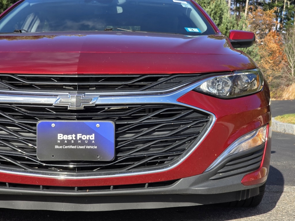 2024 Chevrolet Malibu RS photo 3