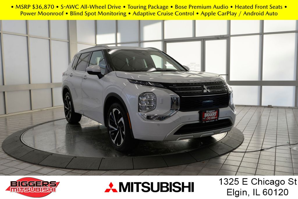 2022 Mitsubishi Outlander SEL's photo