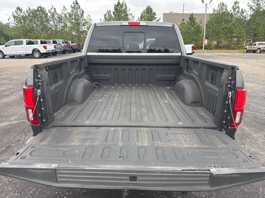 2018 Ford F-150 Lariat FX4 photo 14