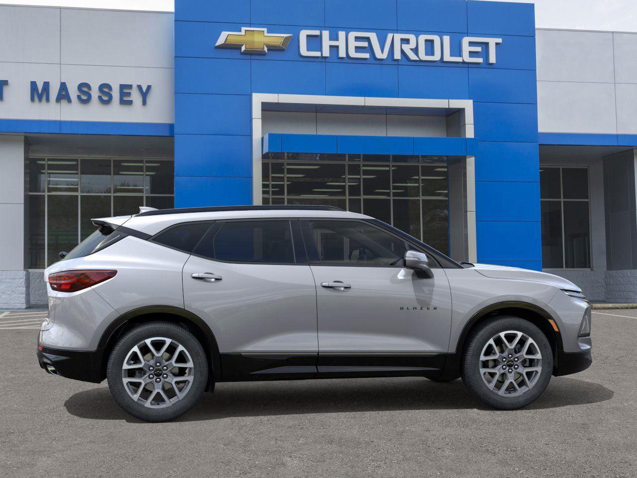 2025 Chevrolet Blazer RS photo 4