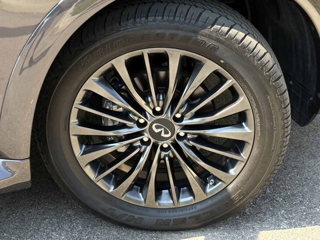 2023 Infiniti QX80 Premium Select photo 5