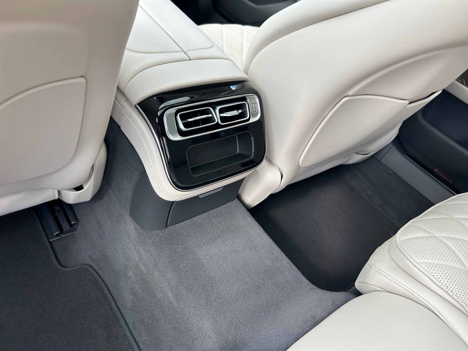 2026 Mercedes Benz S 580 4MATIC photo 20