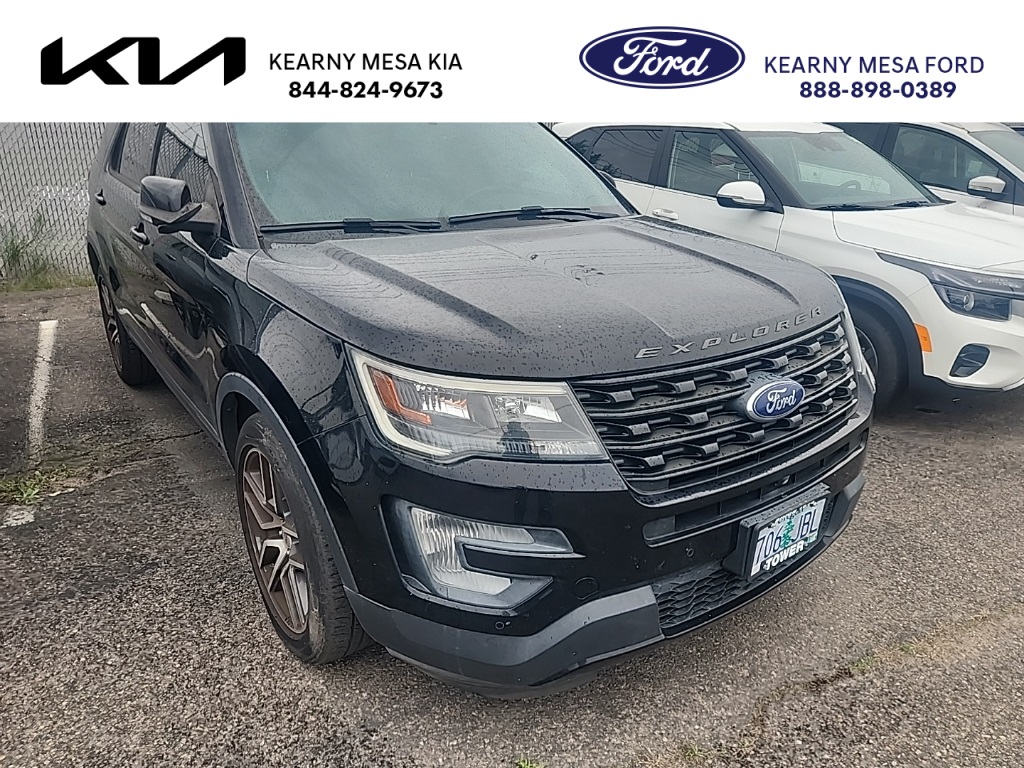 2016 Ford Explorer Sport's photo