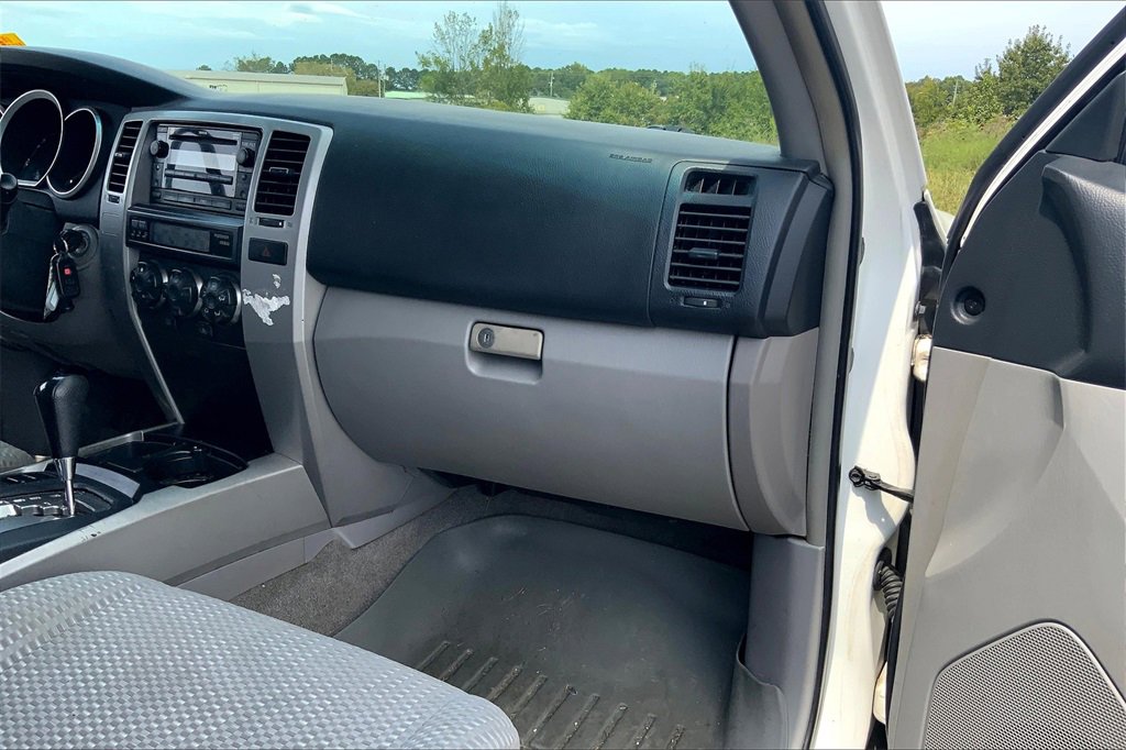 2009 Toyota 4Runner Sport photo 14