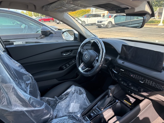 2025 Honda Accord Hybrid Touring photo 10