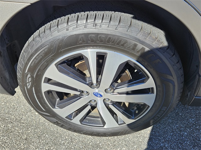 2019 Subaru Outback 2.5i Limited photo 4