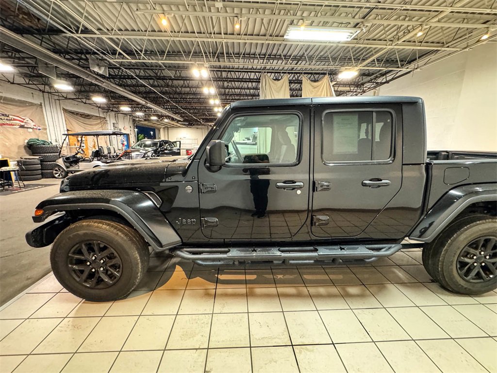 2022 Jeep Gladiator Altitude photo 9