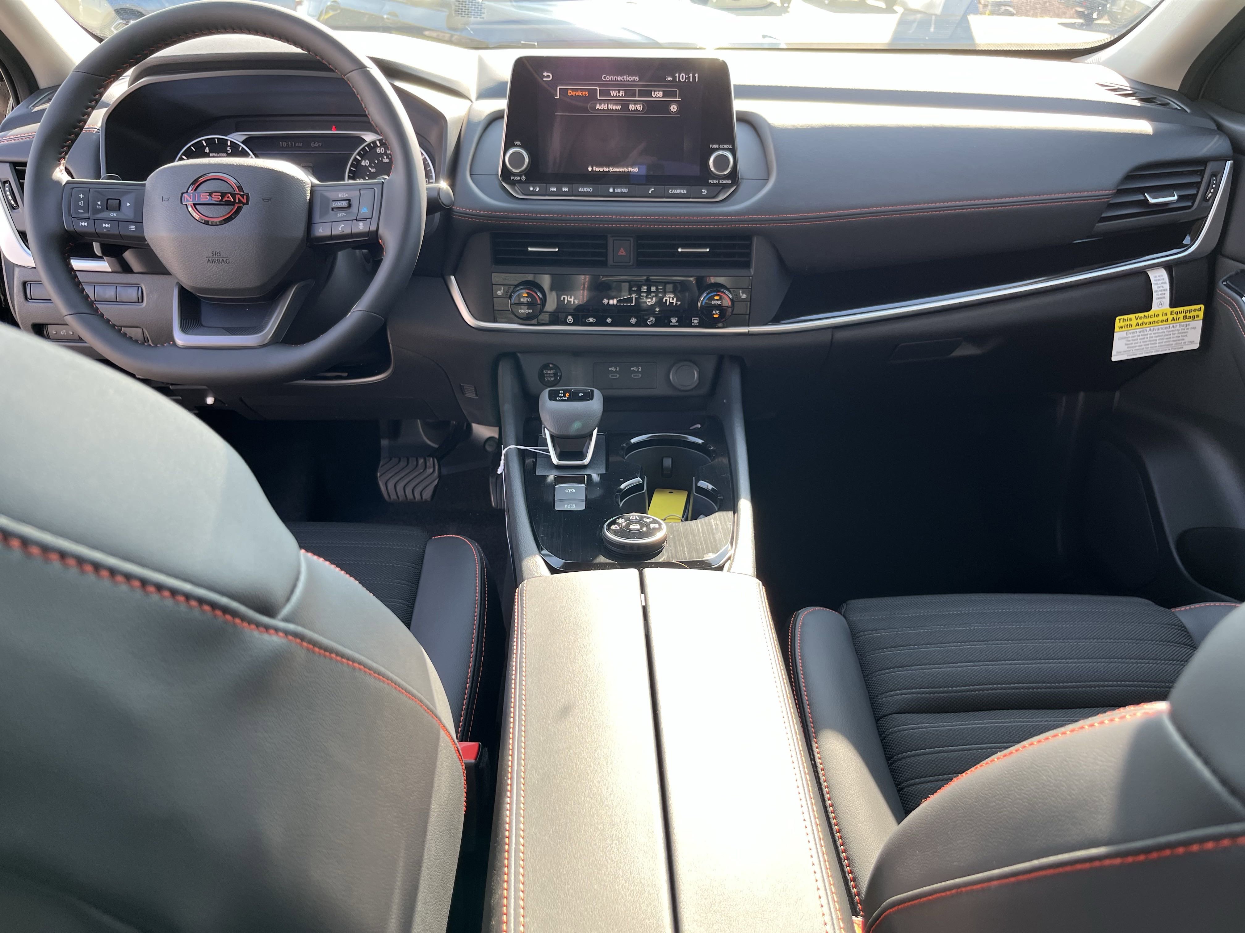 2026 Nissan Rogue SV photo 4