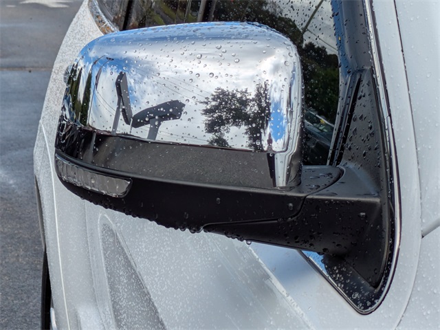 2019 Jeep Grand Cherokee Summit photo 11