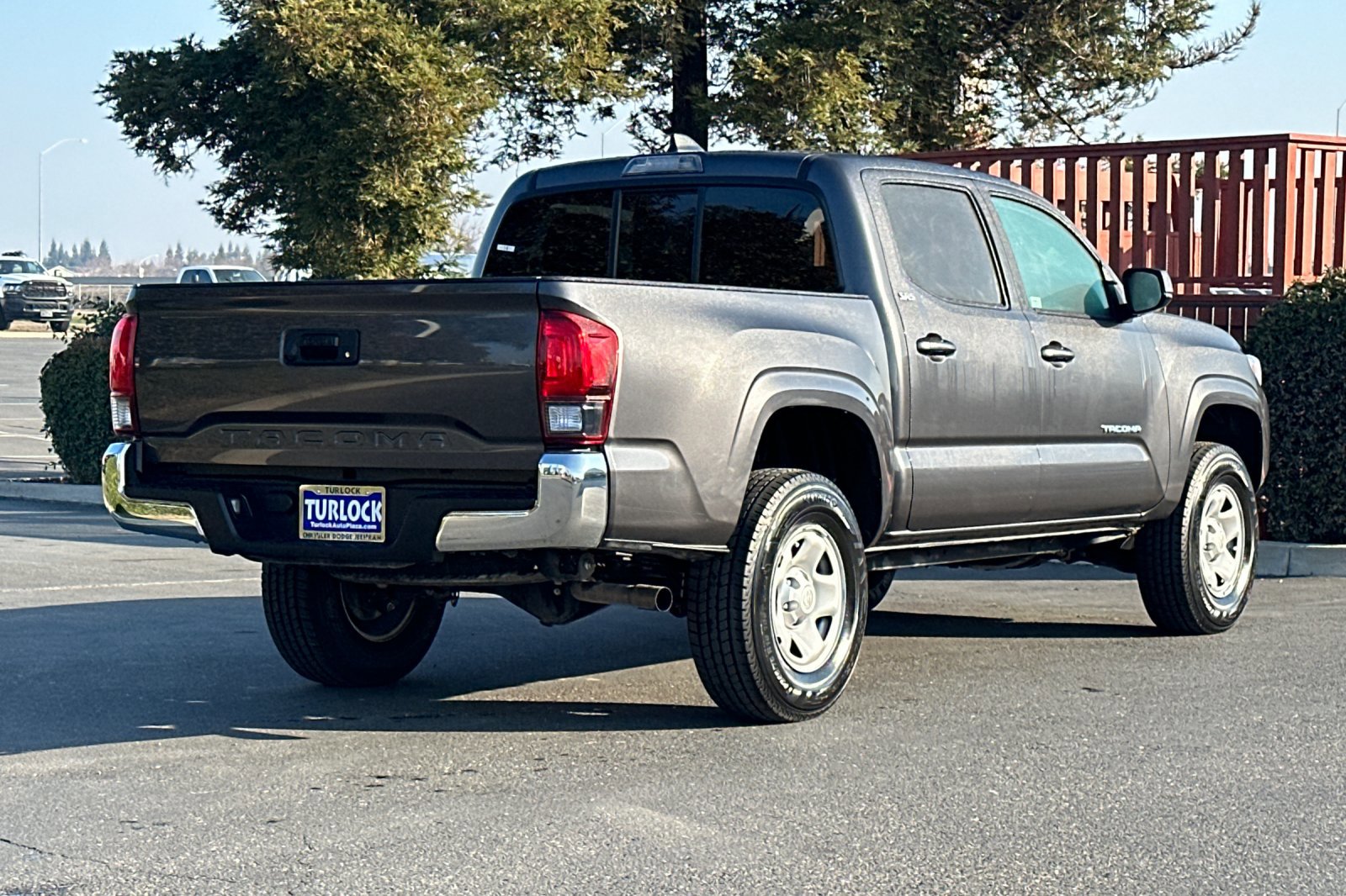2023 Toyota Tacoma SR5 photo 4