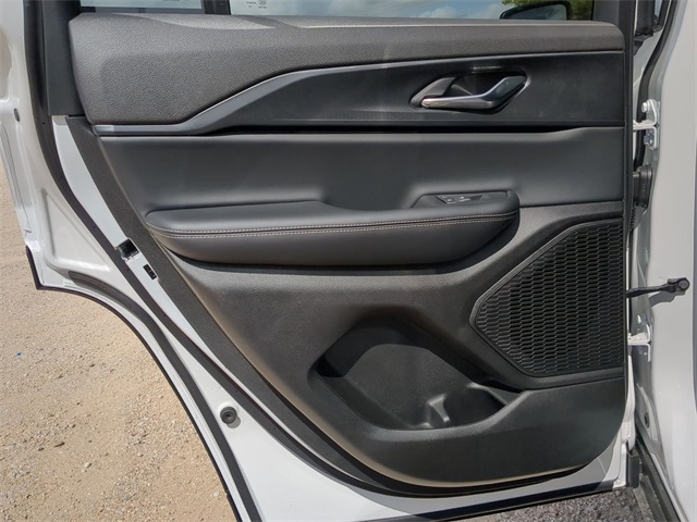 2025 Jeep Grand Cherokee Laredo photo 15