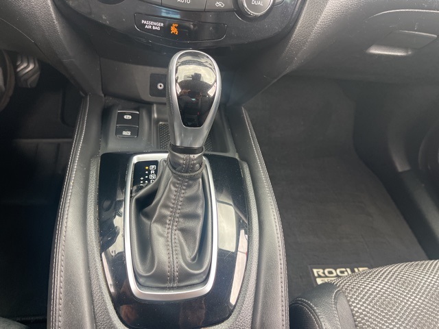 2020 Nissan Rogue Sport SV photo 17