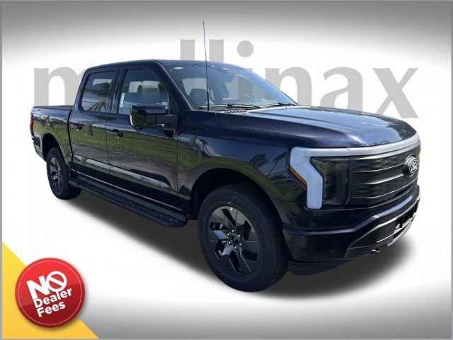 2025 Ford F-150 Lightning Lariat's photo
