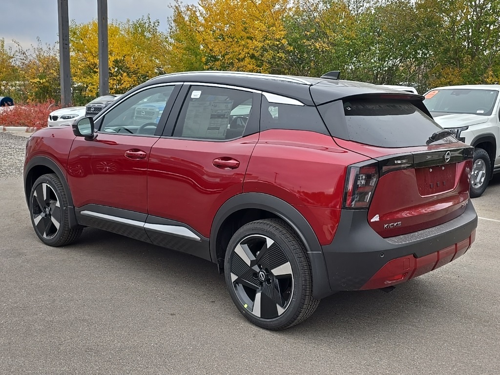 2025 Nissan Kicks SR photo 4