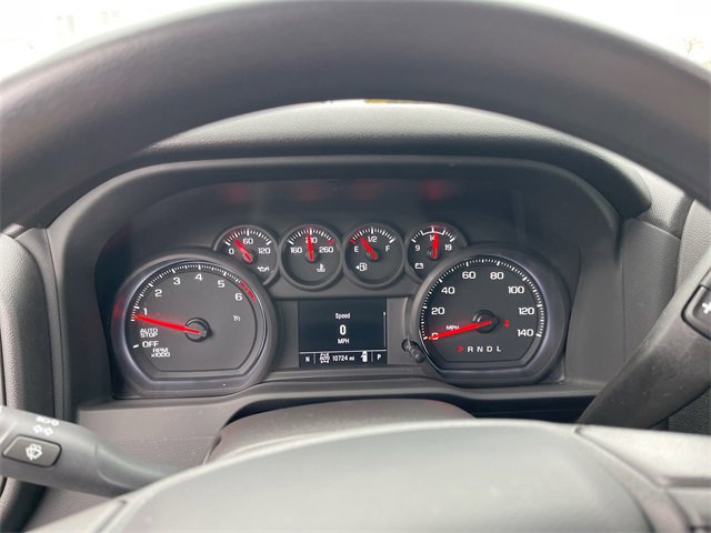 2024 Chevrolet Silverado 1500 Custom photo 3