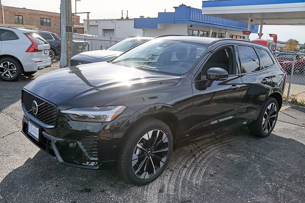 2026 VOLVO XC60 - Image 4