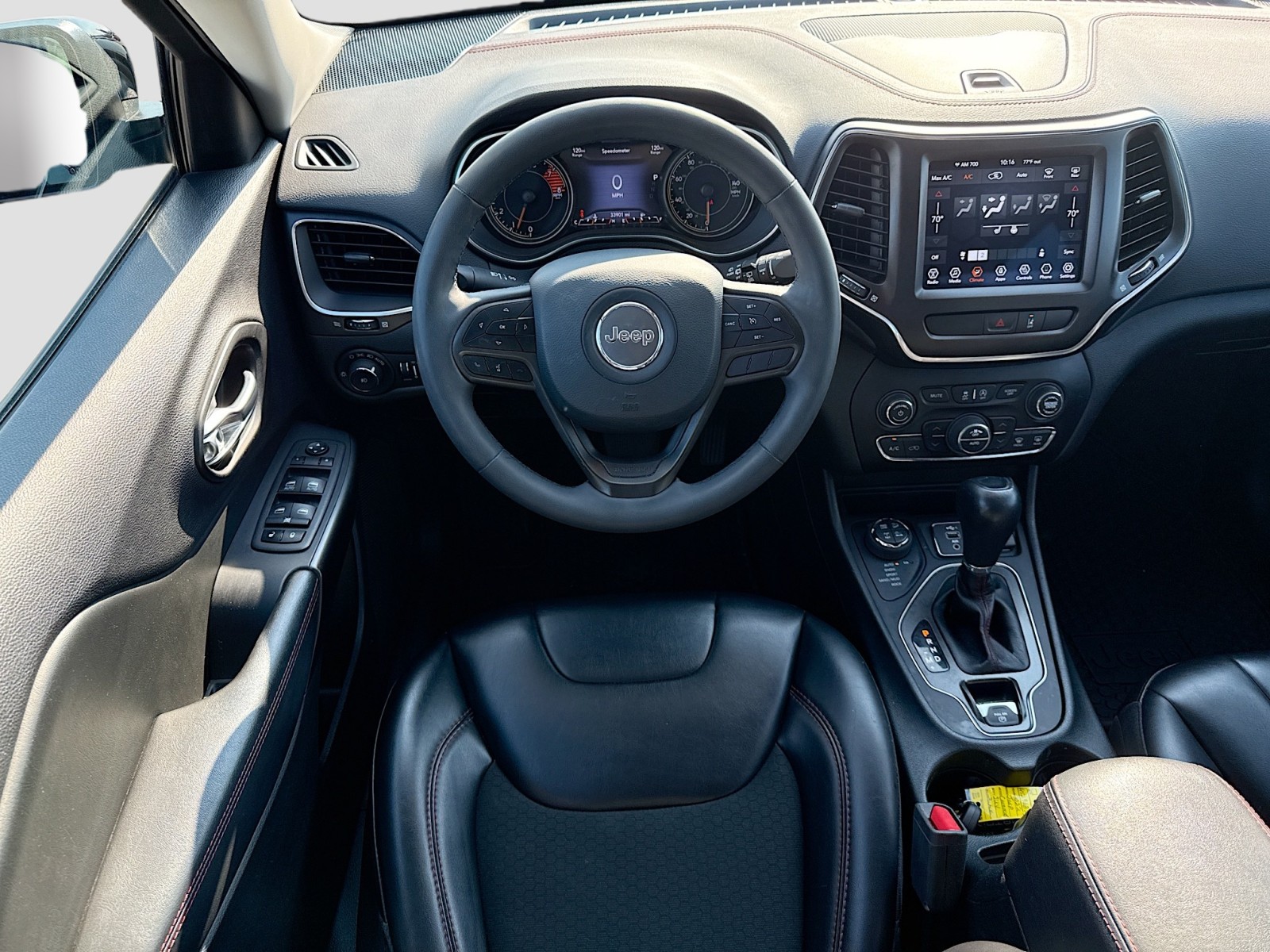 2022 Jeep Cherokee Trailhawk photo 18