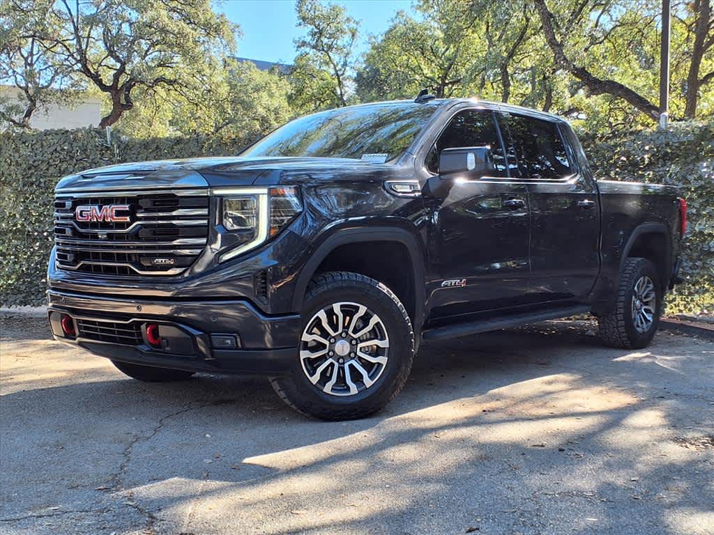 2023 GMC Sierra 1500 AT4's photo