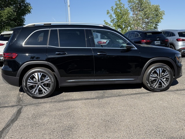 2025 Mercedes Benz GLB 250 4MATIC photo 9